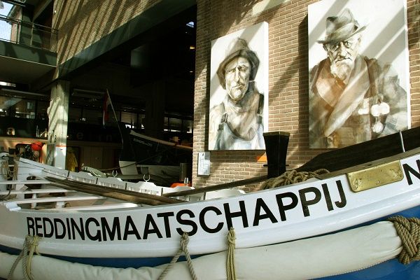 oude boot in reddingmuseum