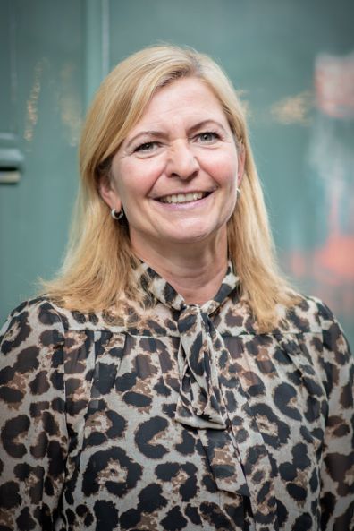Dorine van Basten, bestuurslid SGD
