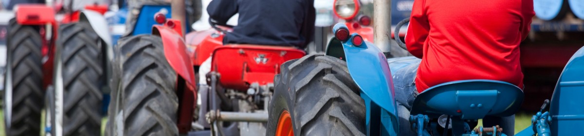 stoet aan hobbytractoren