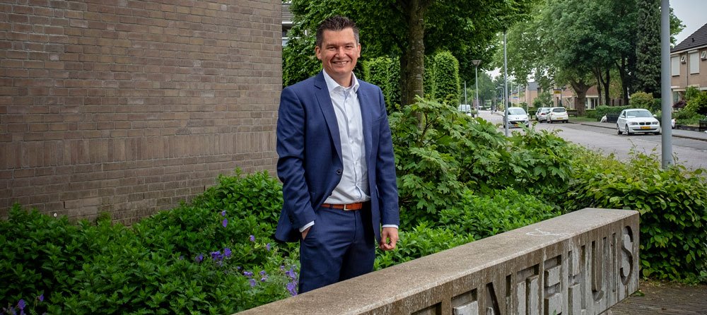 Seger Knops adviseur bij Arnold van Hooft