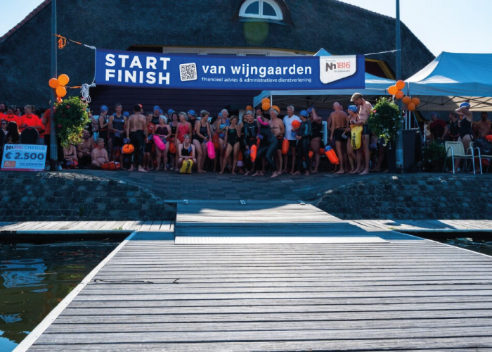 groep mensen aan de start van Vecht tegen ALS 2022